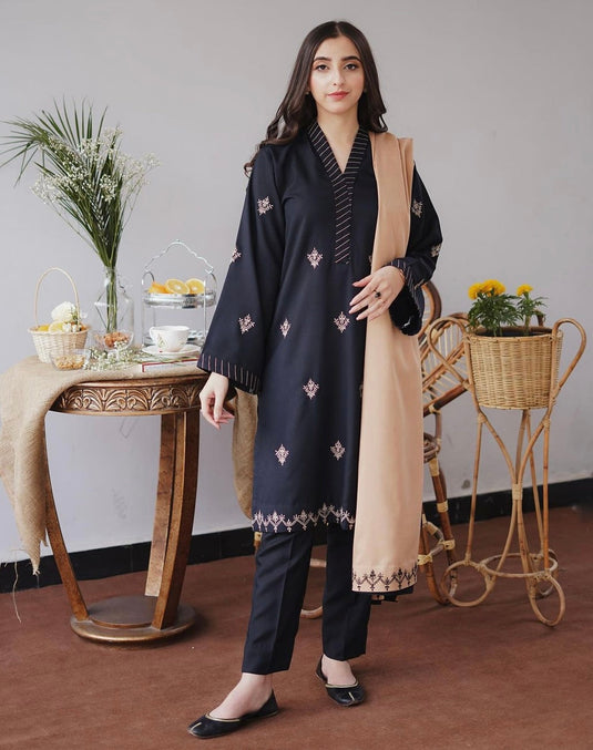 Aisling-3PC Embroidered Lawn Shirt with Lawn Shawl MD-008